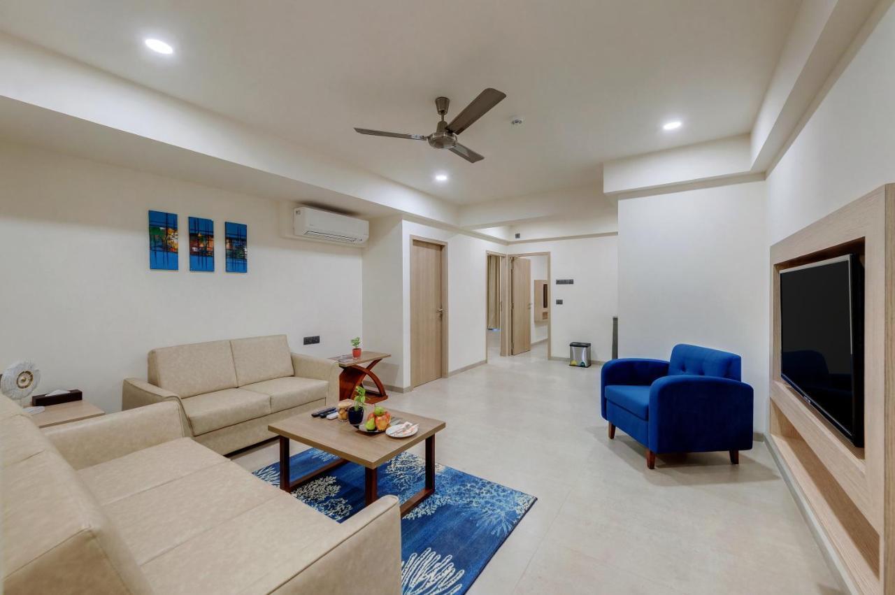 The Fern Habitat, Candolim, Goa Экстерьер фото