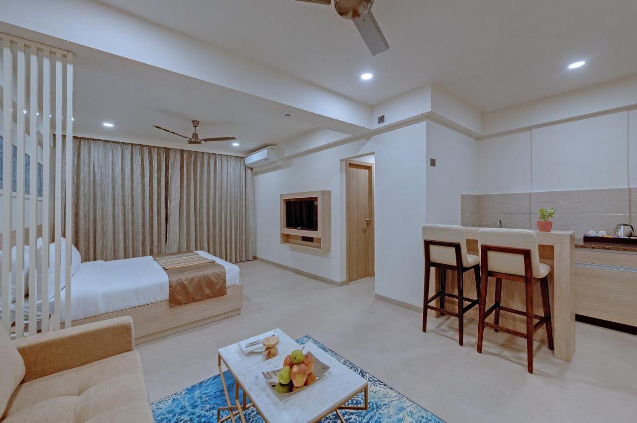The Fern Habitat, Candolim, Goa Экстерьер фото
